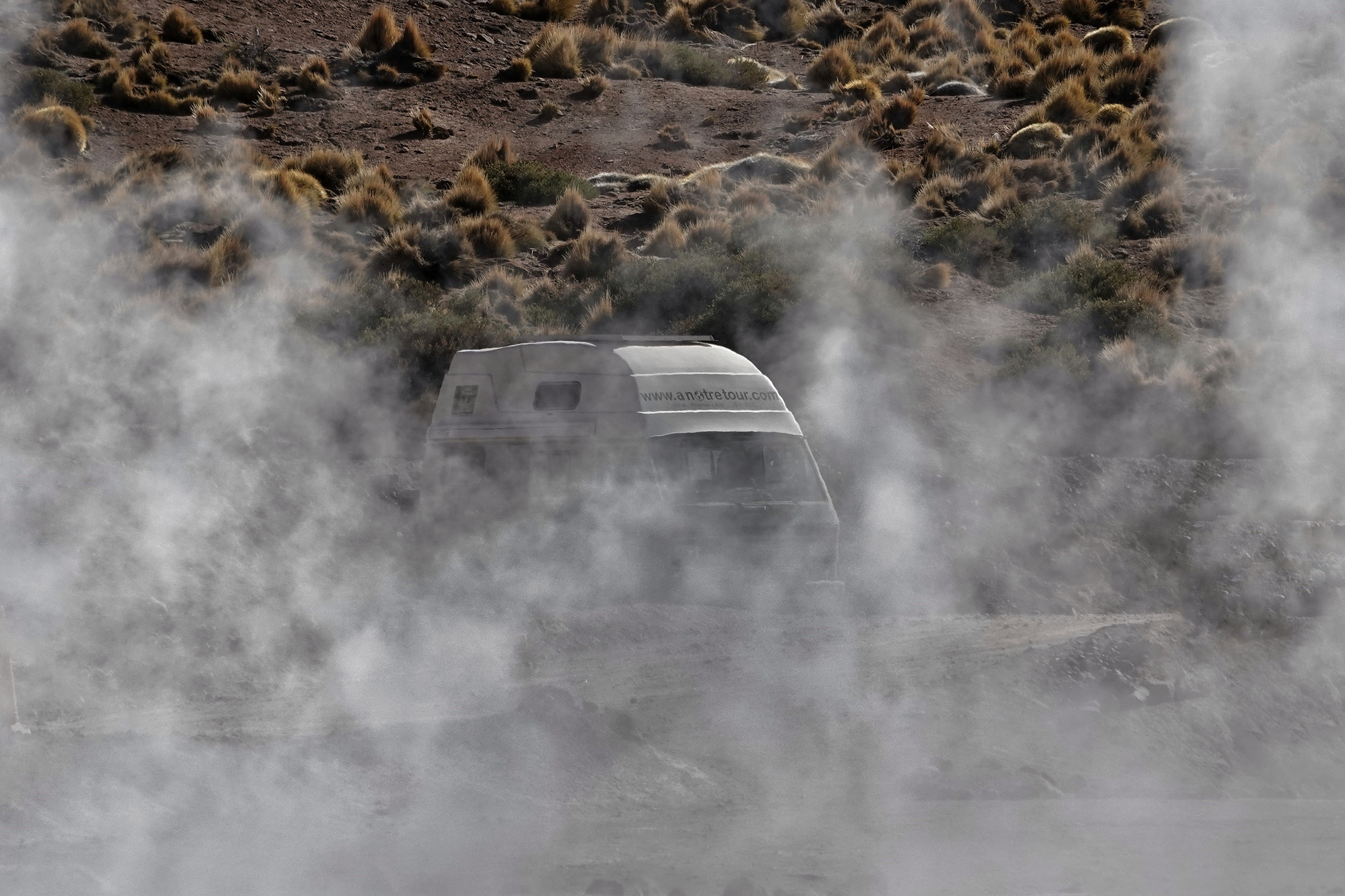 Oscar dans les vapeurs du Tatio